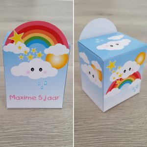 traktatie doosje wolkje met regenboog